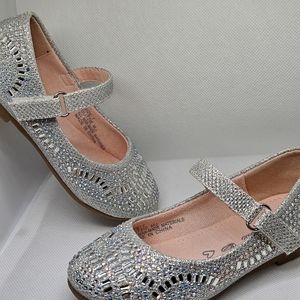 Olive & Edie Glitzie toddler shoe